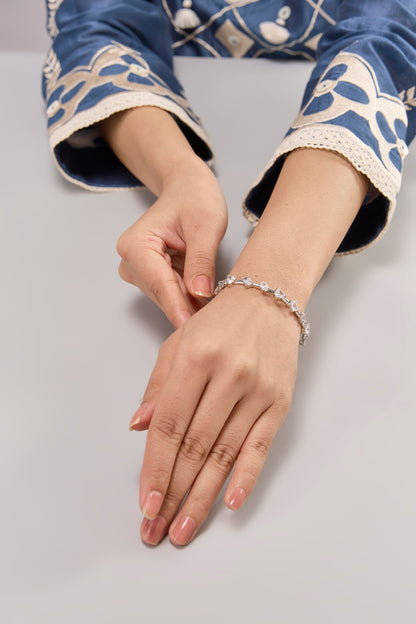 White Finish Zircon Bracelet