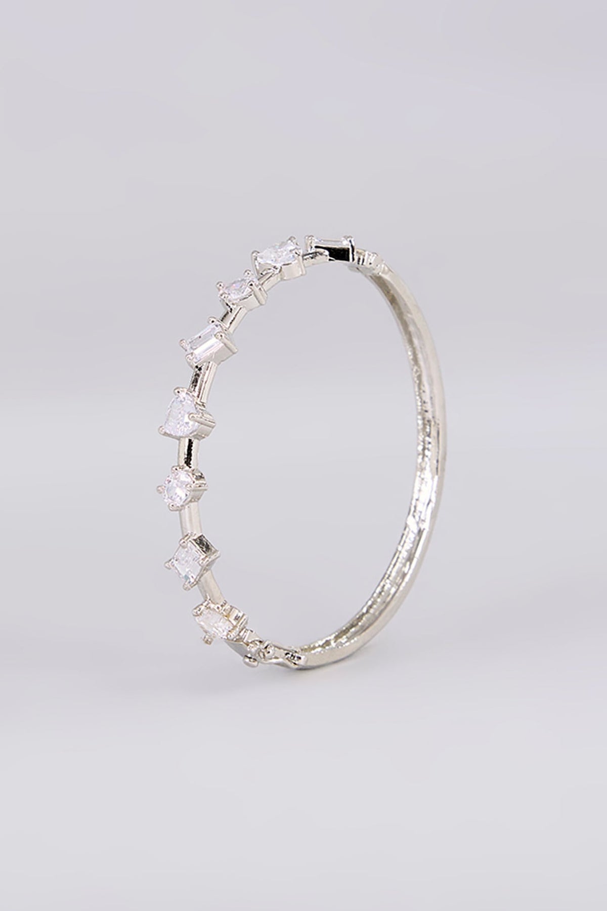 White Finish Zircon Bracelet