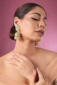 Gold Finish Kundan Polki & Pearl Detailing Jhumka Earrings