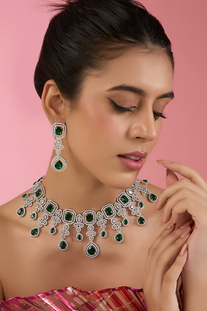 White Finish Zircon & Emerald Necklace Set