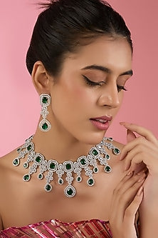 White Finish Zircon & Emerald Necklace Set