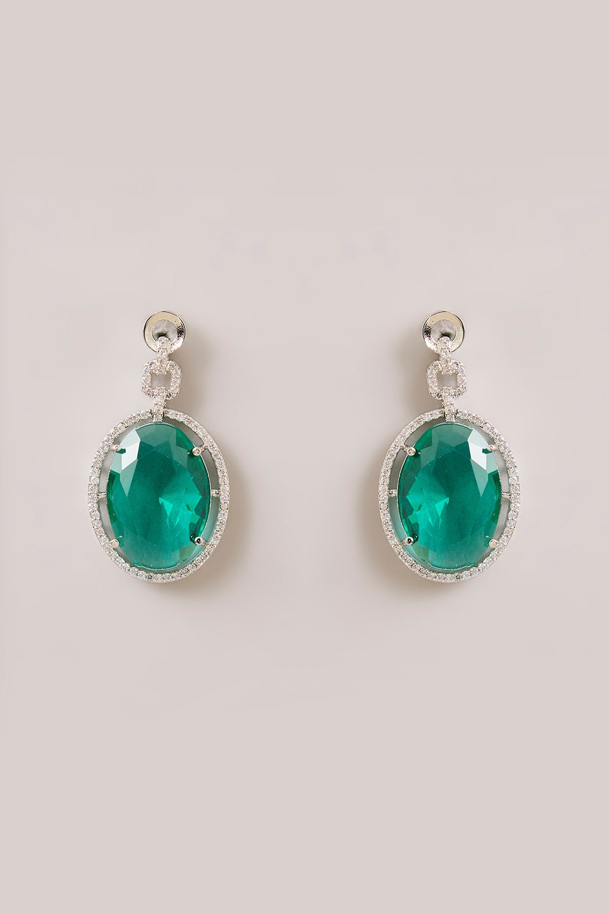 Silver Finish Oval-Shaped Green Gemstone Pendant Necklace Set