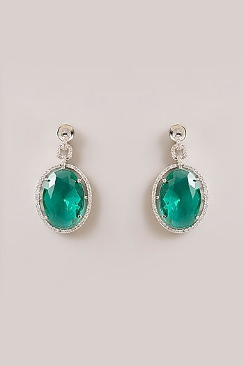 Silver Finish Oval-Shaped Green Gemstone Pendant Necklace Set