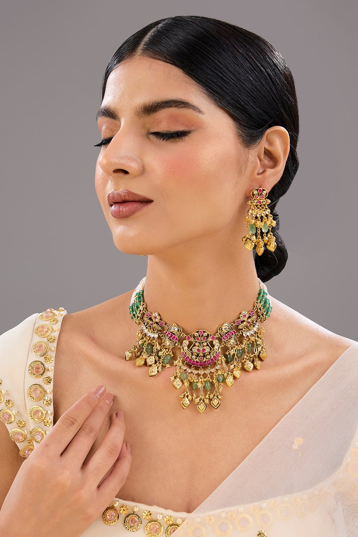 Gold Finish Green Crystal & Pearl Necklace Set