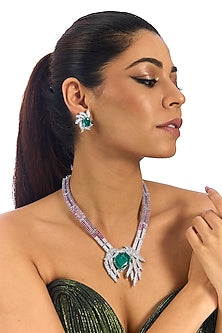 White Finish Diamond & Emerald Stone Necklace Set