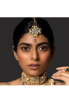 Gold Finish Pearl Maang Tikka