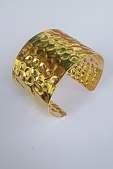 Gold Finish Textured Bangle