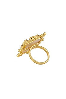 Gold Finish Mother Of Pearls Ring