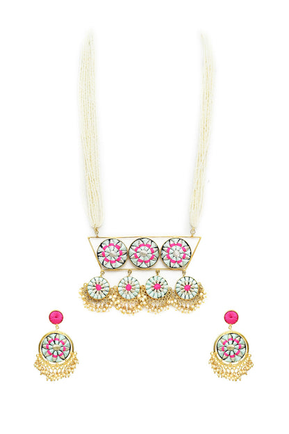 Gold Finish Pendant Necklace Set