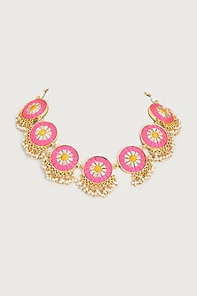 Gold Finish Embroidered Single Layered Circular Necklace
