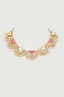 Gold Finish Embroidered Single Layered Triangle With Pipe Necklace