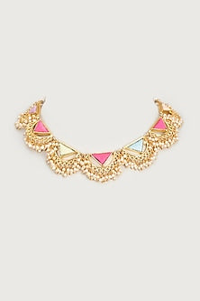 Gold Finish Embroidered Single Layered Triangle With Pipe Necklace