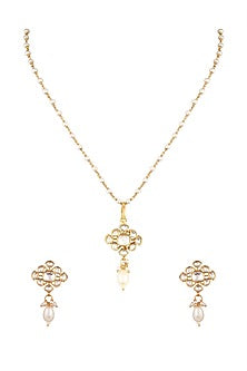 Gold Plated Kundan Pendant Chain Set