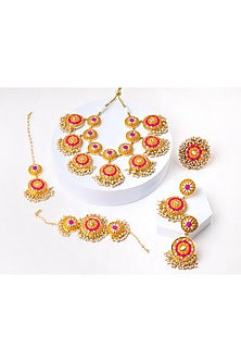 Matte Gold Finish Yellow & Pink Embellished Layered Necklace Set