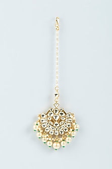Gold Finish Pearl Maang Tikka