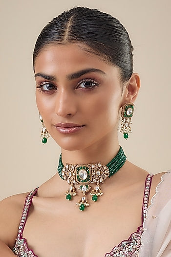 Gold Finish Kundan Polki & Mother Of Pearl Choker Necklace Set