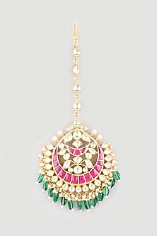 Gold Finish Maang Tikka In Mixed Metal