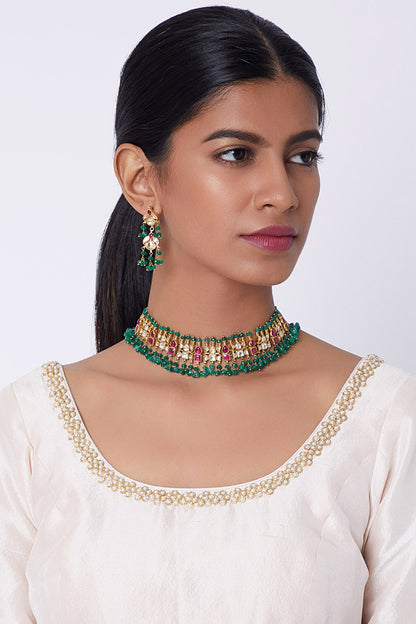 Gold Finish Kundan & Pearl Necklace Set