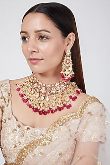 Gold Finish Floral Choker Necklace Set