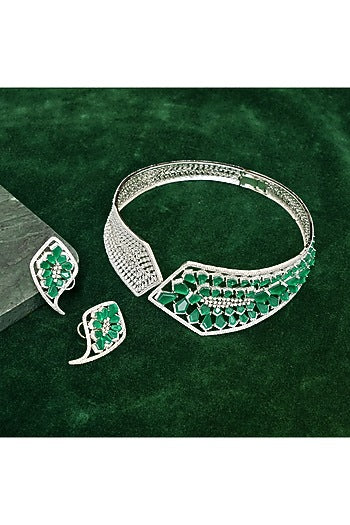 Gold Finish Zircon & Emerald Stone Hasli Necklace Set