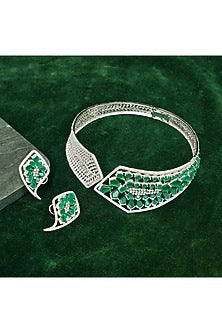 Gold Finish Zircon & Emerald Stone Hasli Necklace Set