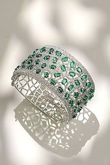 White Finish Diamond & Green Stone Openable Bracelet