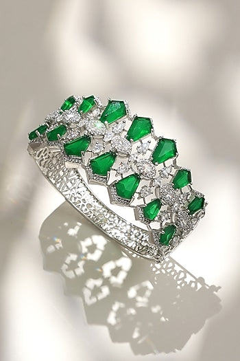 White Finish Diamond & Green Stone Openable Floral Bracelet