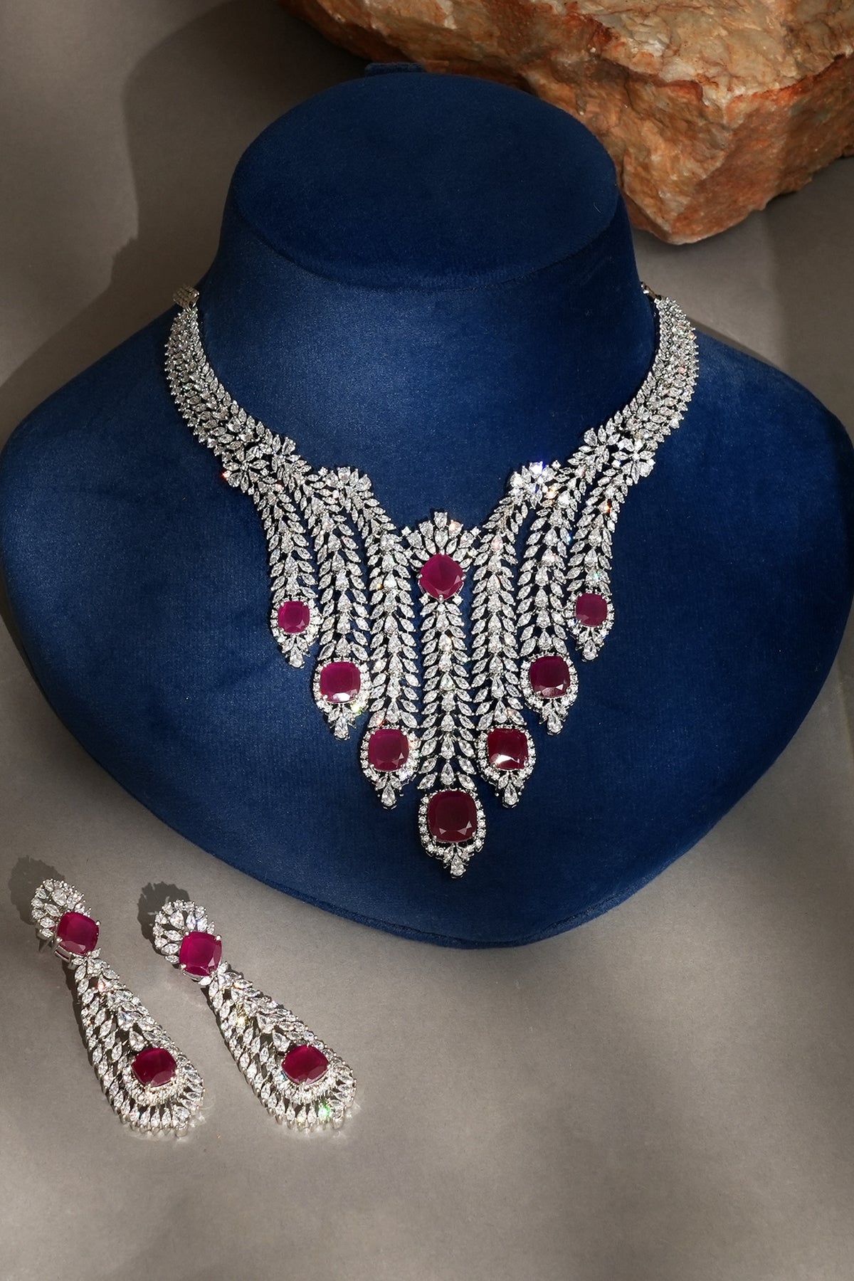 White Finish Diamond & Ruby Choker Necklace Set