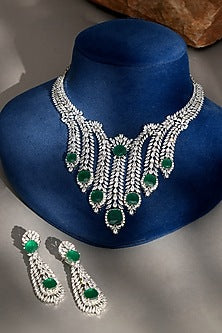 White Finish Diamond & Emerald Choker Necklace Set