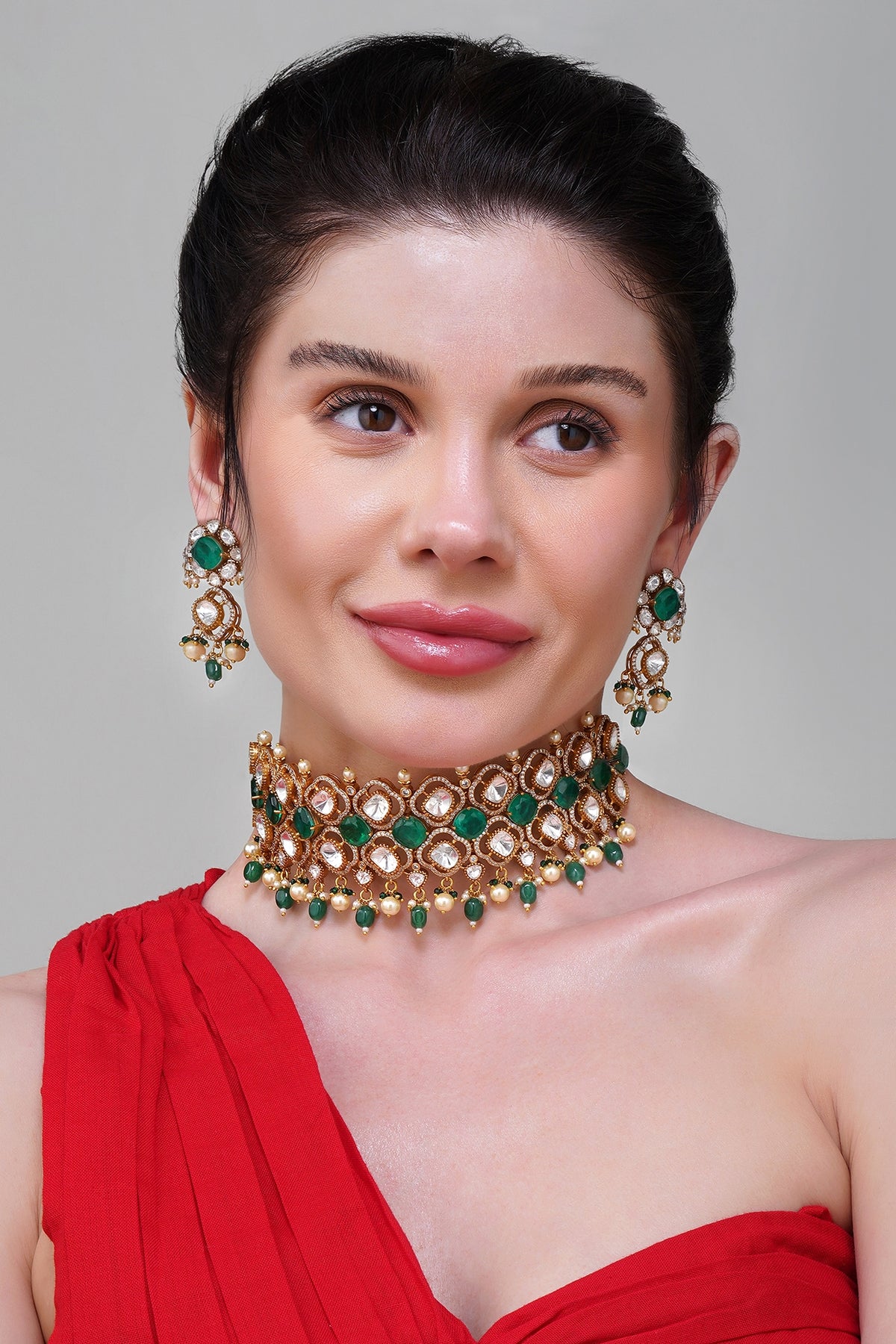Gold Finish Emerald Green Stone & Kundan Polki Choker Necklace Set