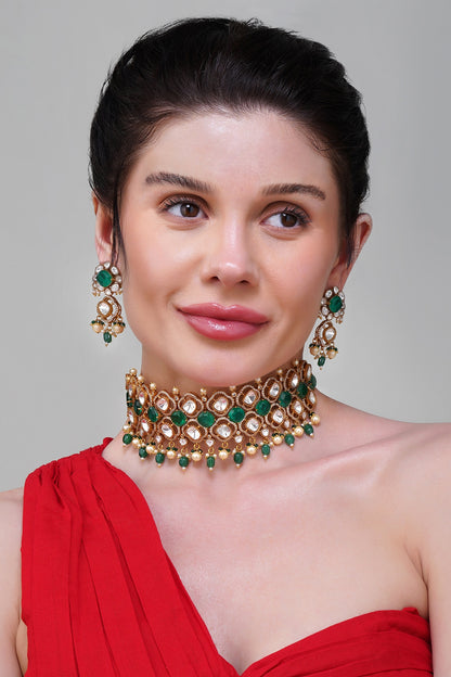 Gold Finish Emerald Green Stone & Kundan Polki Choker Necklace Set