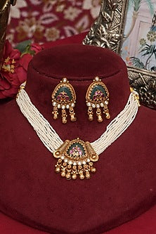 Gold Finish Multi-Colored Kundan Polki Rajwadi Choker Necklace Set