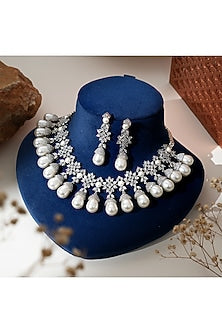 White Finish Zircon Floral Necklace Set