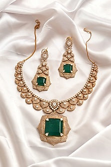 Gold Finish Kundan Polki & Green Stone Necklace Set