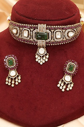 Gold Finish Kundan Polki & Emerald Stone Choker Necklace Set