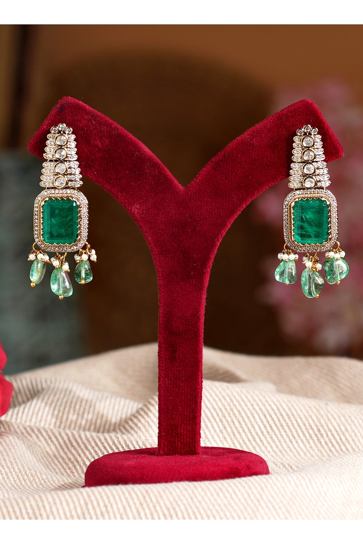Gold Finish Kundan Polki & Emerald Stone Choker Necklace Set