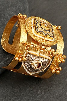 Gold Finish Kundan Polki Bracelet
