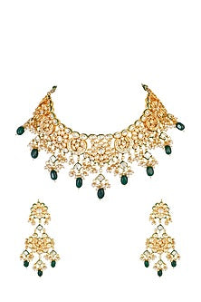 Gold Finish Ethnic Kundan Choker Necklace Set