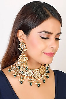 Gold Finish Ethnic Kundan Choker Necklace Set
