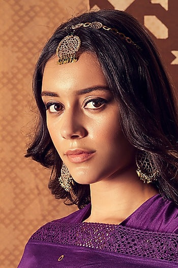 Gold Finish Embroidered Maangtikka