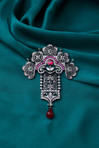 Antique Black Finish Victorian Themed Brooch