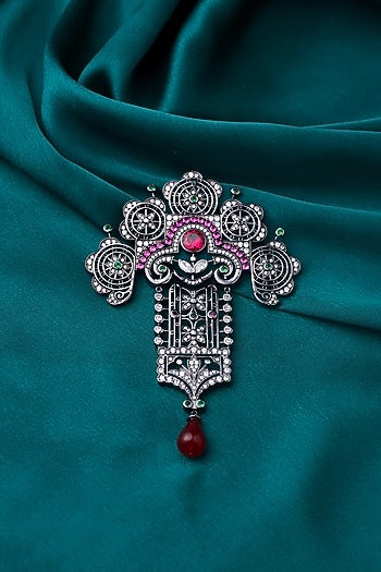 Antique Black Finish Victorian Themed Brooch