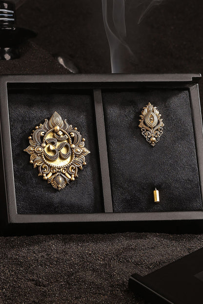 Antique Gold Brass Brooch & Lapel Pin Set