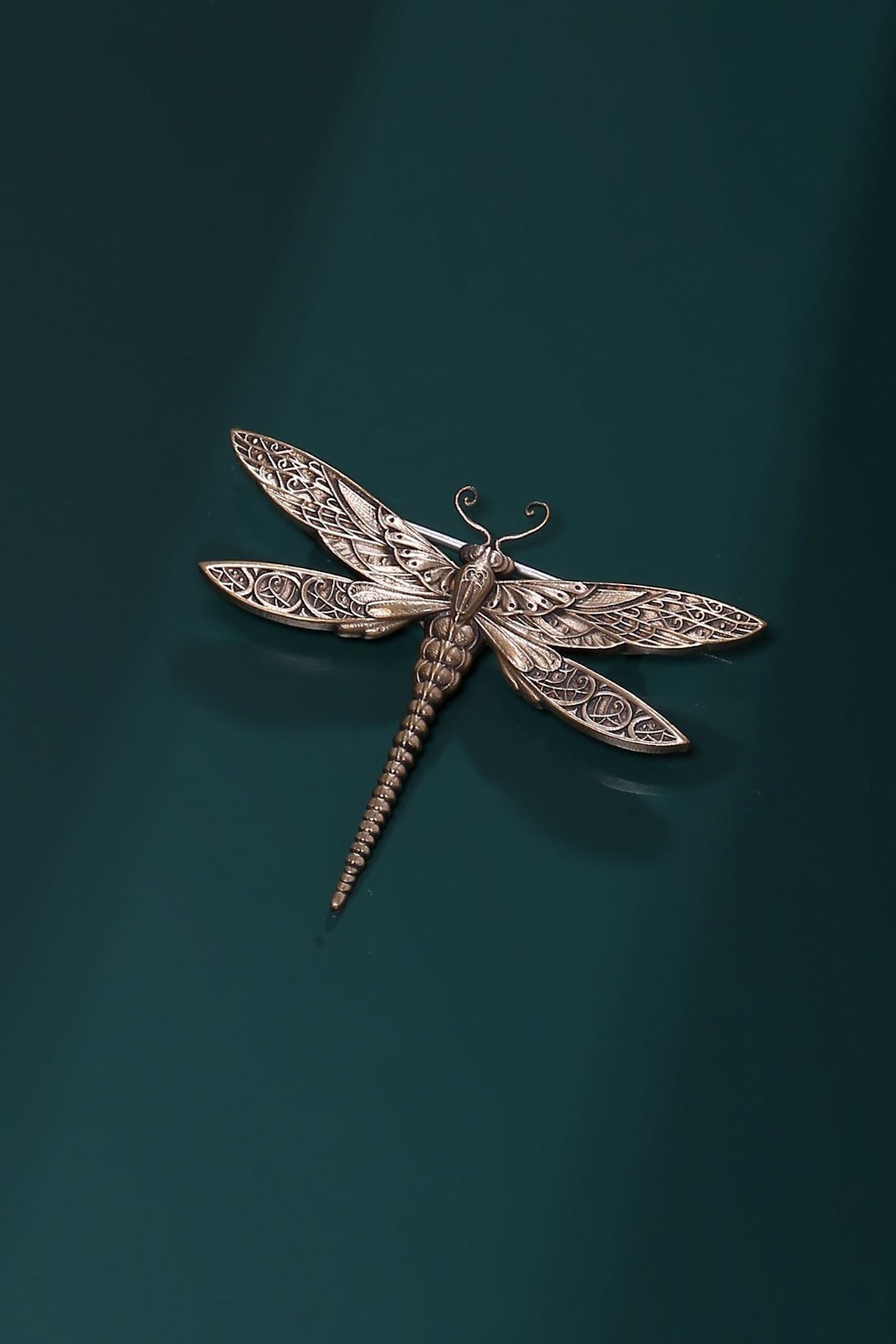 Antique Gold Dancing Dragonfly Brooch