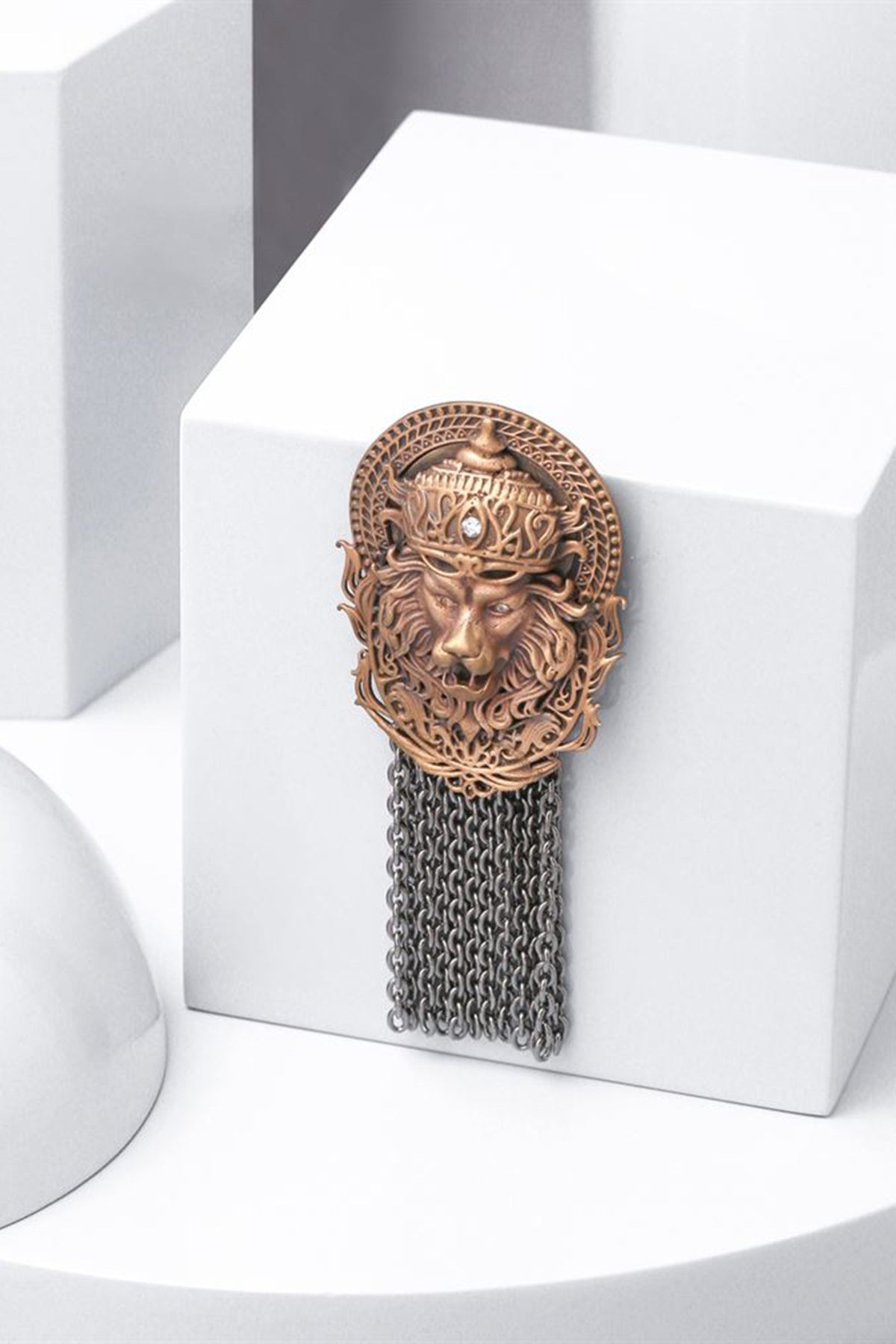 Dual Toned Lion king Brooch