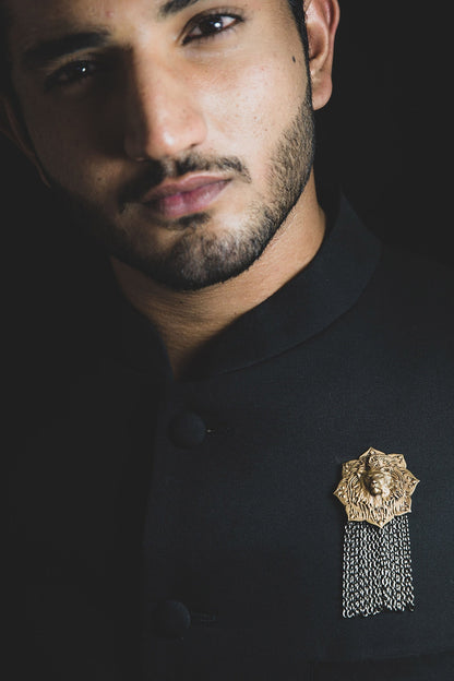 Dual Tone Finish Brass Brooch With Lapel Pin