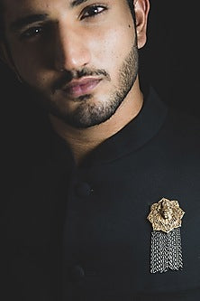 Dual Tone Finish Brass Brooch With Lapel Pin