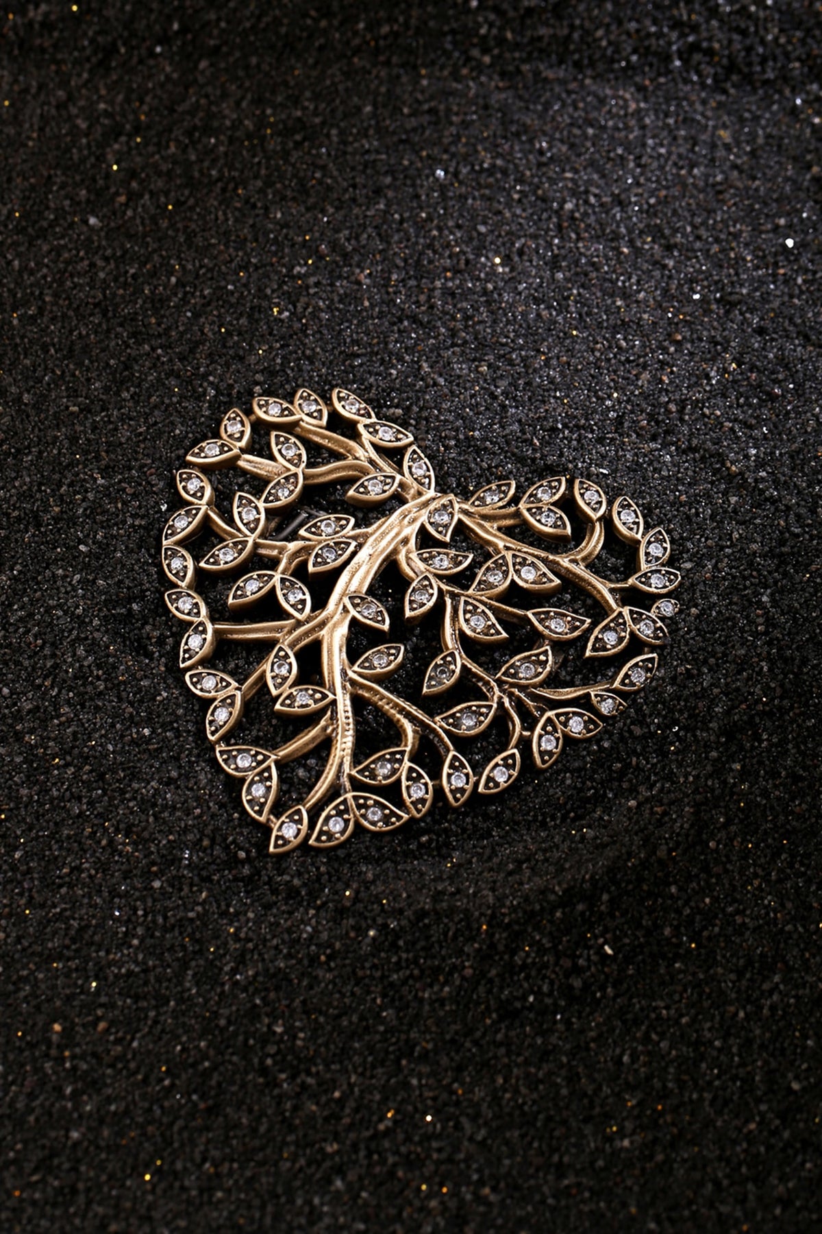 Antique Gold Finish Heart of Ivy Brooch