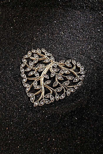 Antique Gold Finish Heart of Ivy Brooch