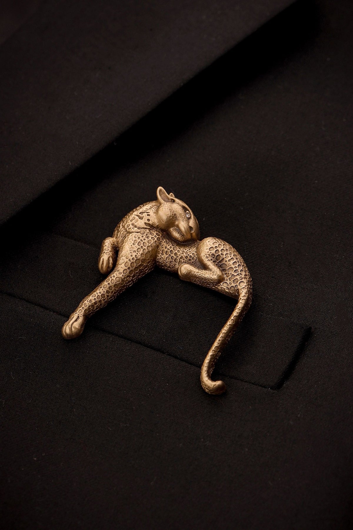 Antique Gold Brass Resting Cheetah Brooch